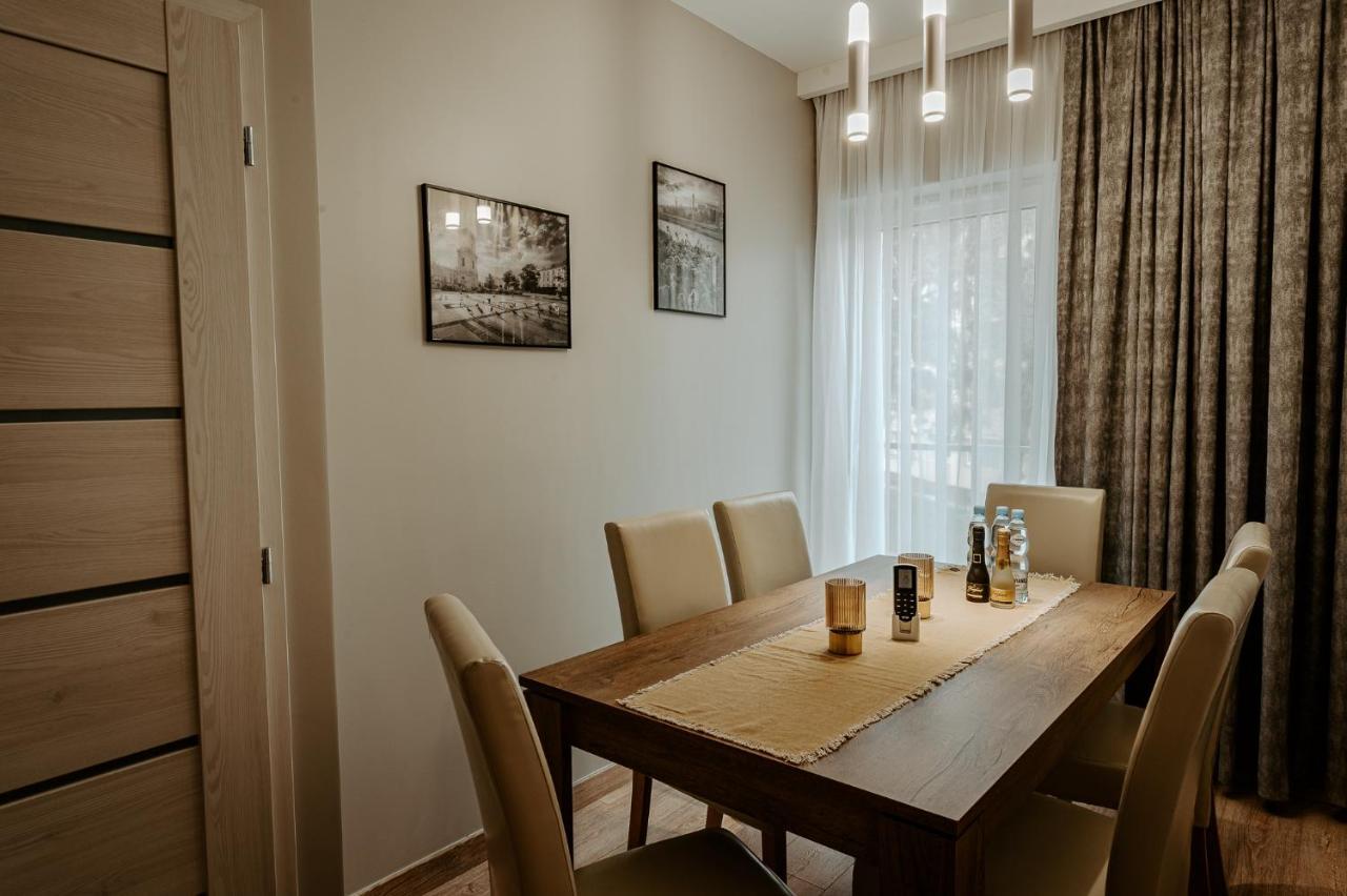 Apartamenty I Pokoje Inforespark Przemyśl Esterno foto