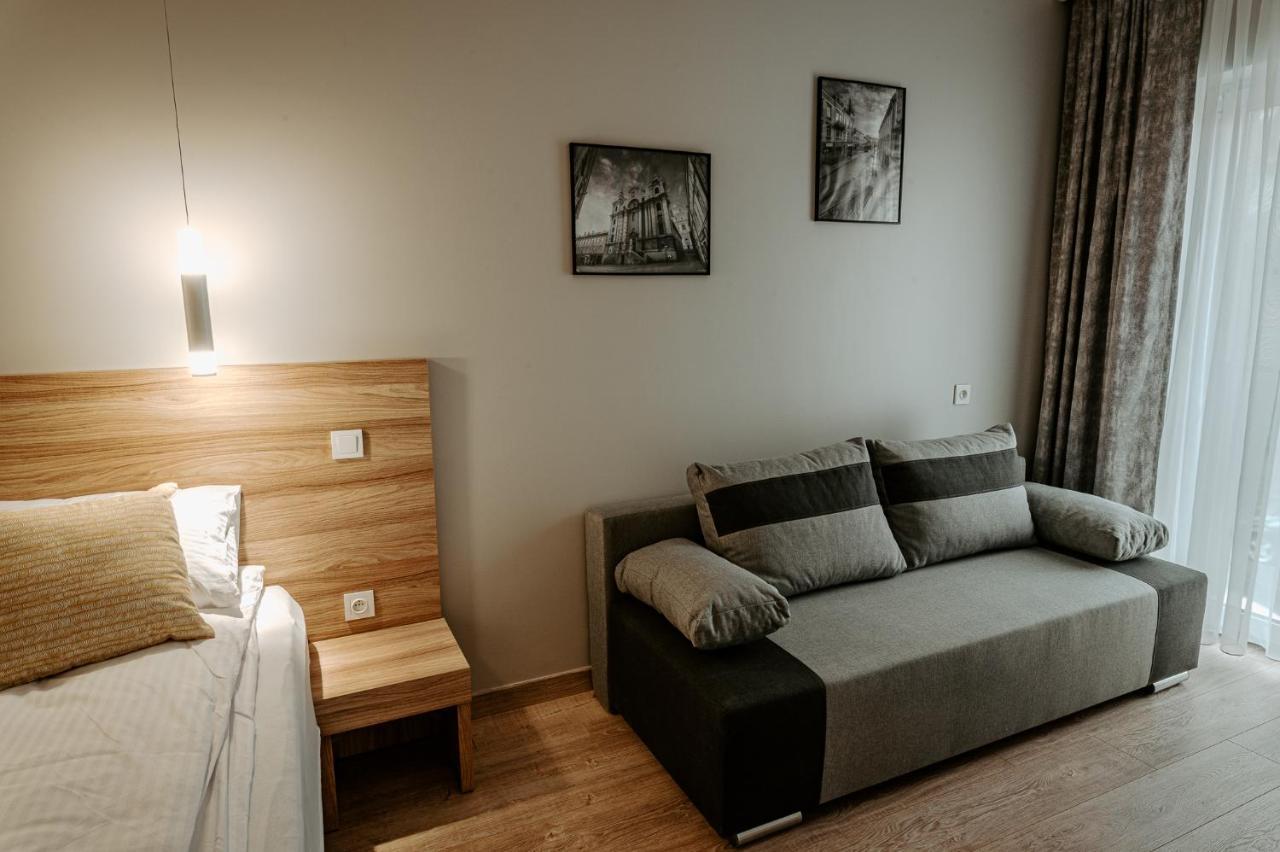 Apartamenty I Pokoje Inforespark Przemyśl Esterno foto